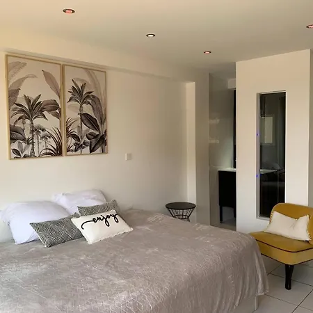 Apartment 665 2 Pers Port Nature 5 Pres Du Qg
